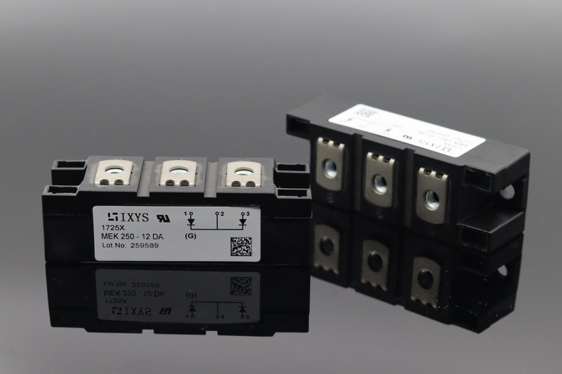 英飛凌 驅(qū)動板及驅(qū)動IC